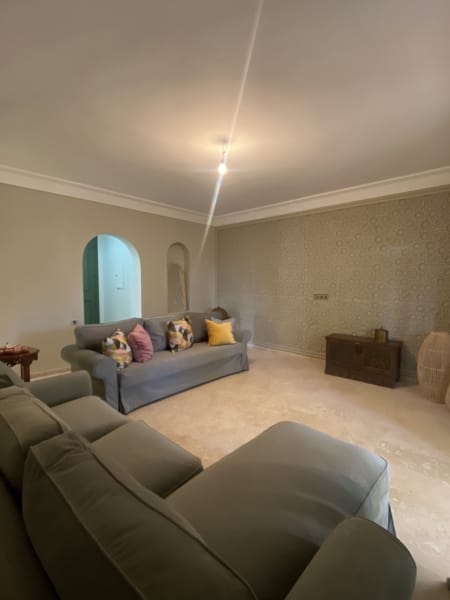 Appartement meublé à louer au rez-de-chaussée - Hivernage